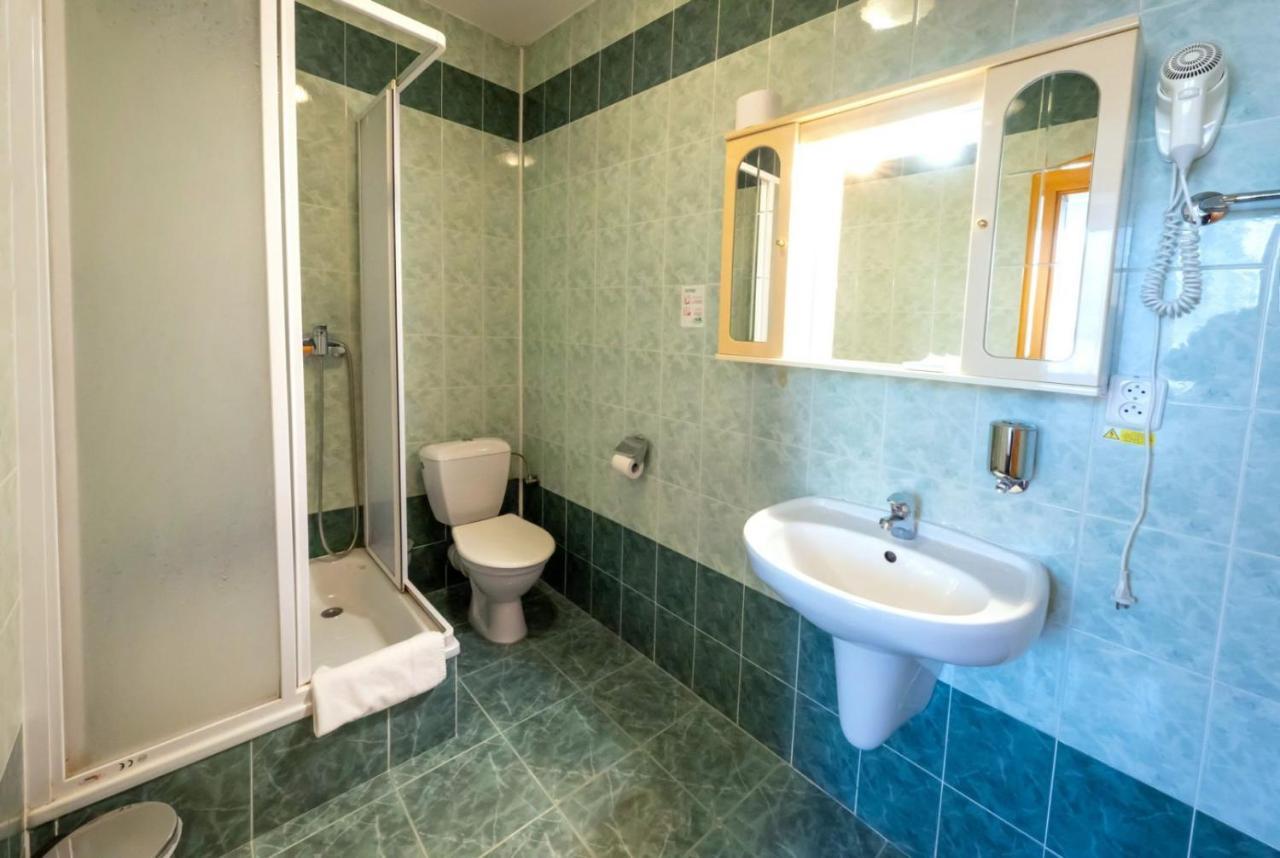 Hotel Uno Ústí nad Orlicí Kültér fotó