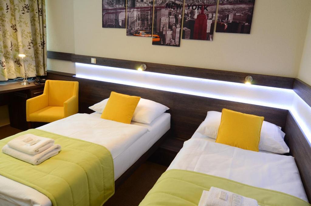 Hotel Uno Ústí nad Orlicí Szoba fotó
