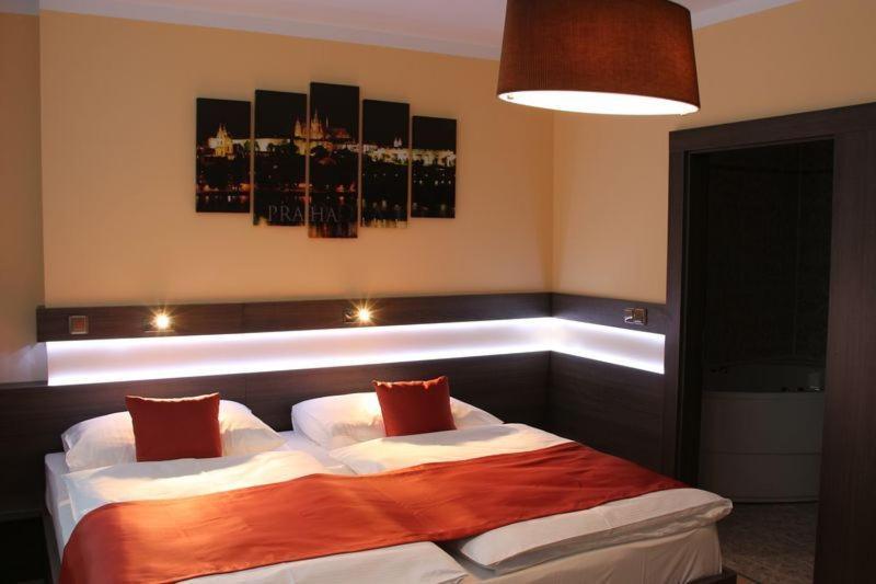 Hotel Uno Ústí nad Orlicí Szoba fotó